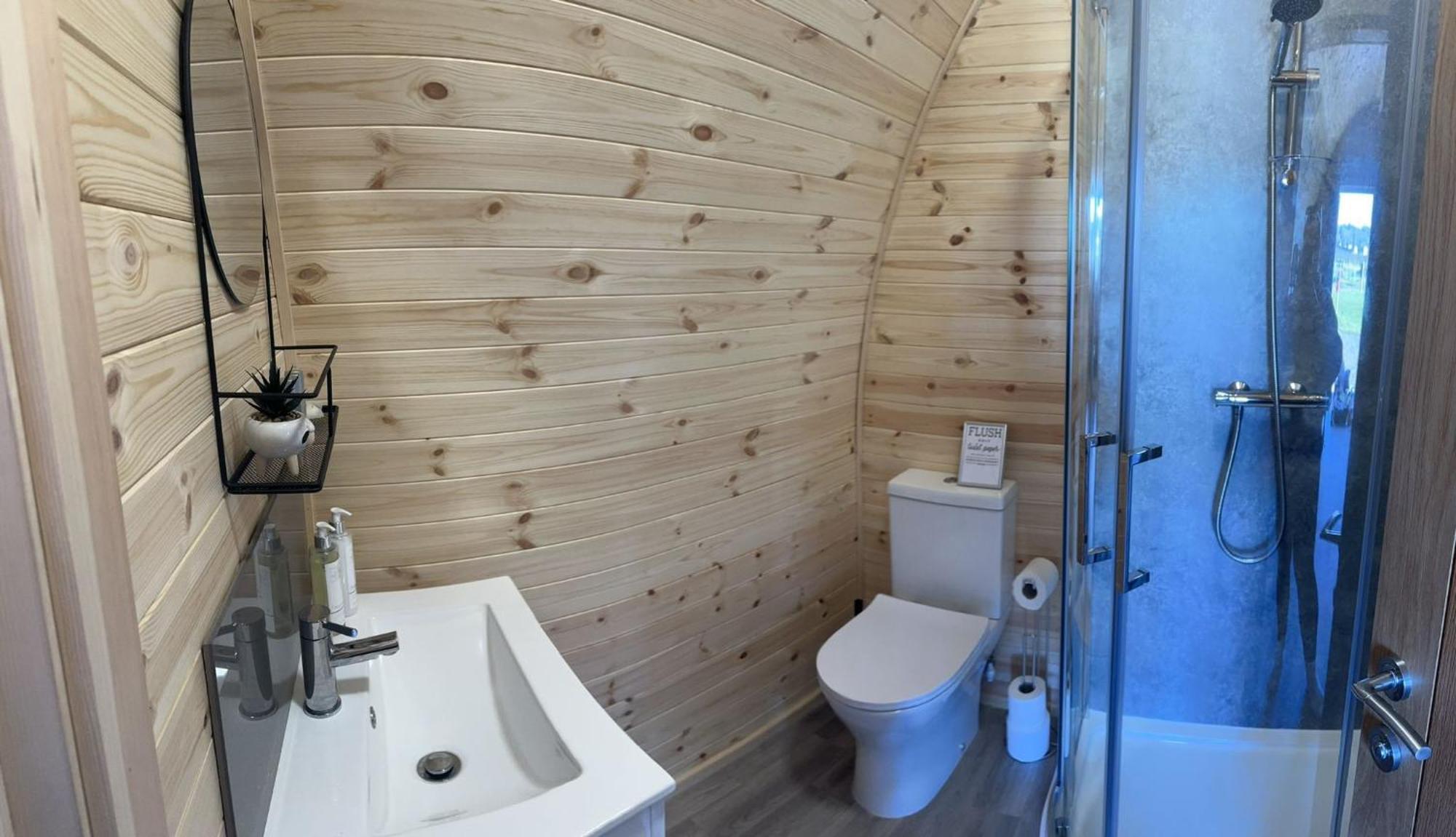 Milldown Glamping Apartment Coldingham Bagian luar foto